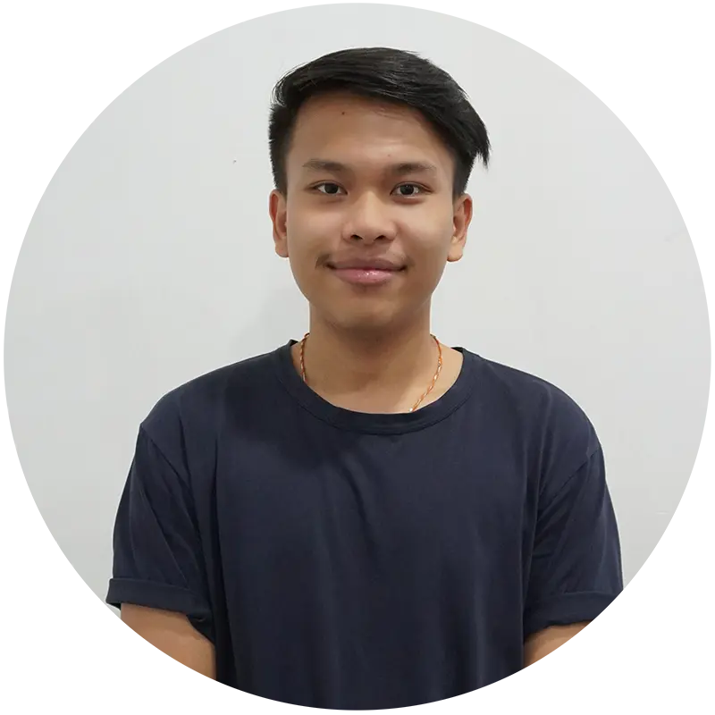Oliver graduated from Kings Bangkok and then went to Reading